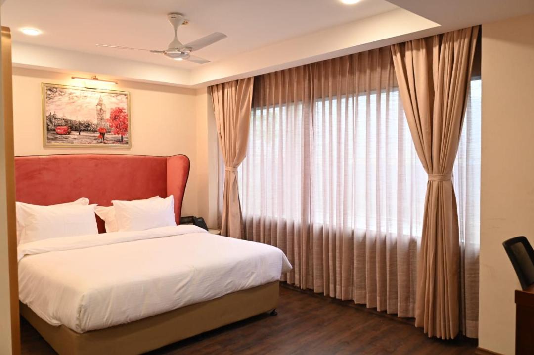 Photo of Bedroom in Sualkuchi