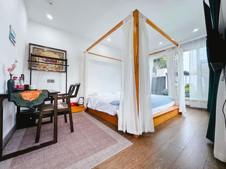 Photo of Bedroom in Tai'an