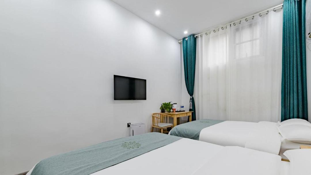 Photo of Bedroom in Tai'an