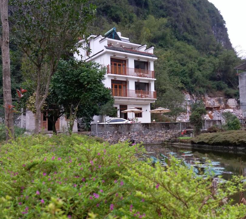 Photo of Buildings in Yangshuo