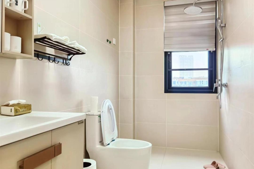 Photo of Bathroom in Luolong