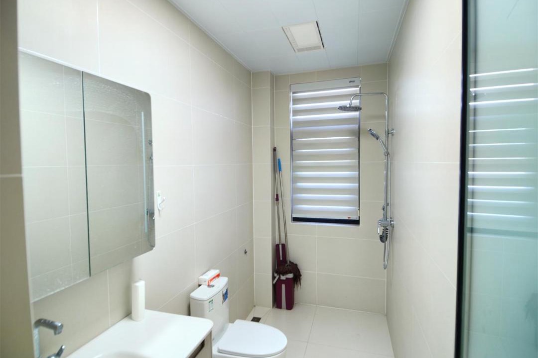 Photo of Bathroom in Luolong