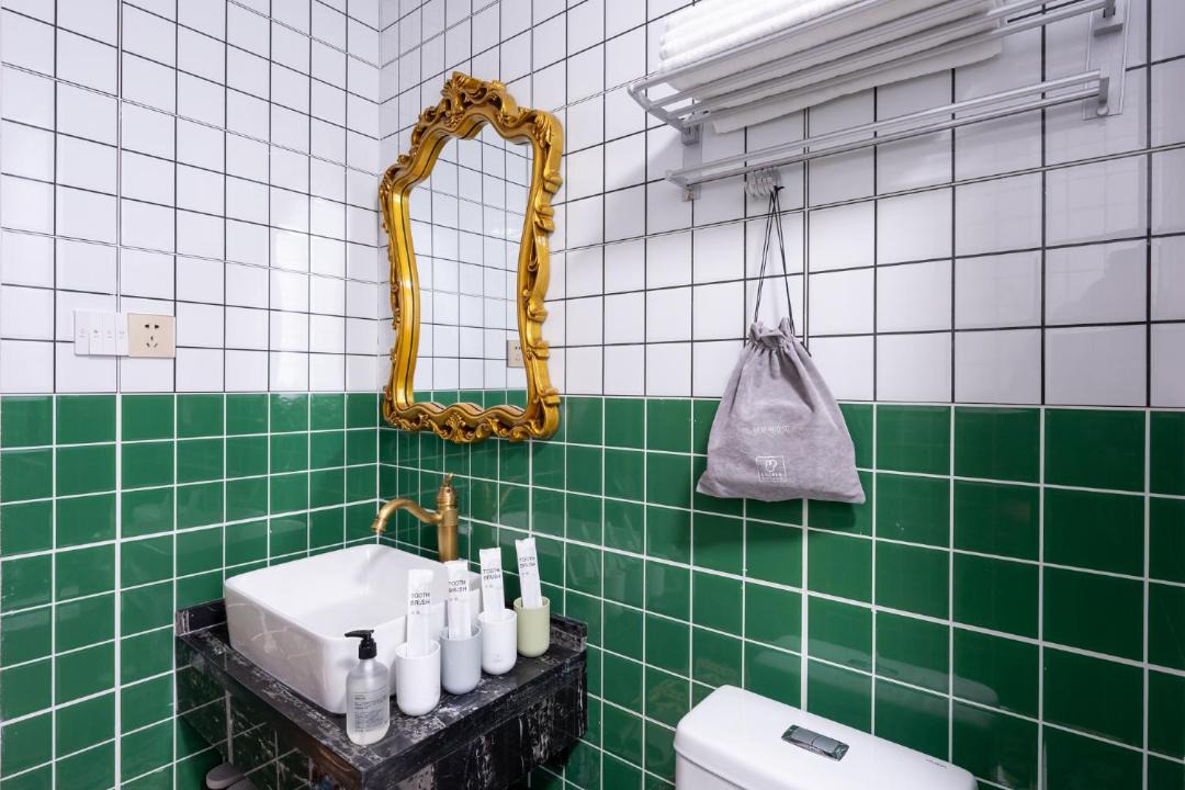 Photo of Bathroom in Enshi