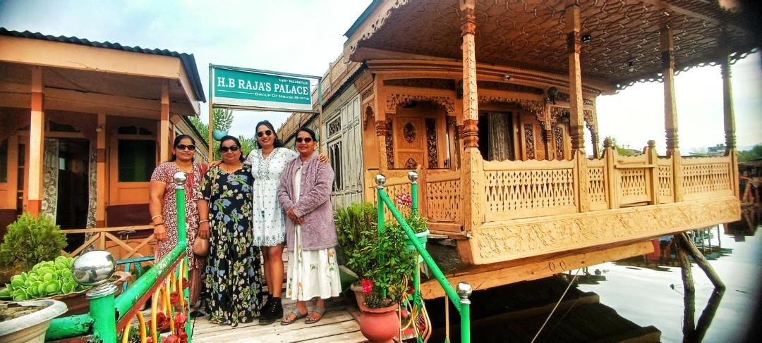 Photo of Others in Dal Lake