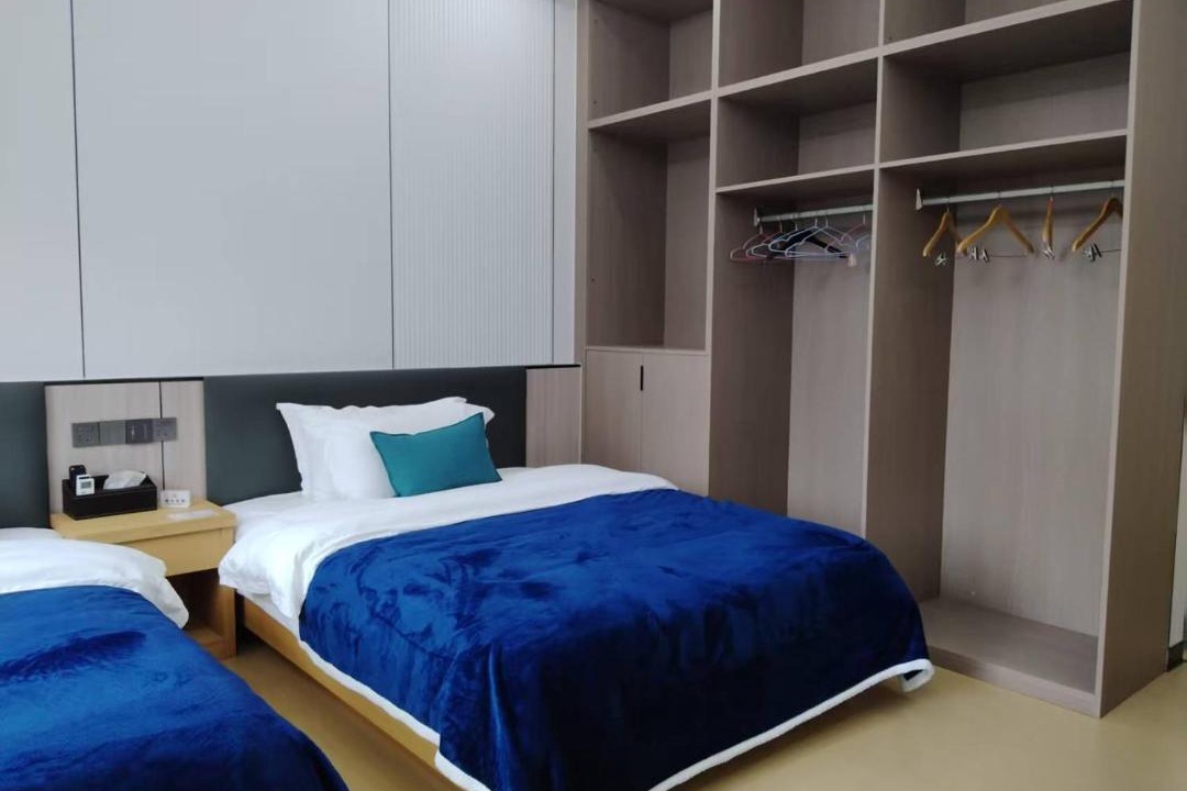 Photo of Bedroom in Deqen County