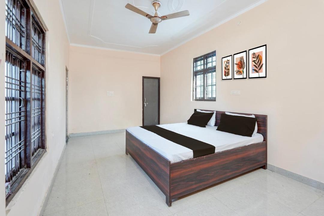 Photo of Bedroom in Misrikh