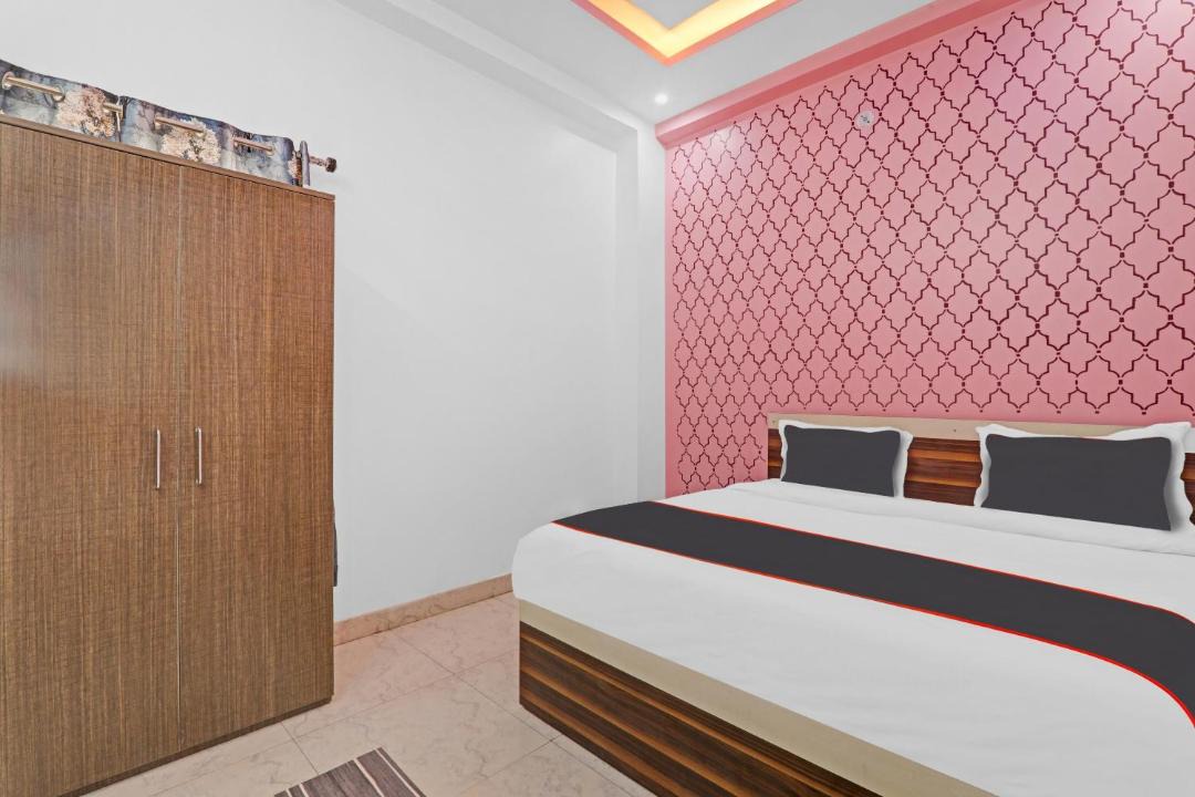 Photo of Bedroom in Lucknow