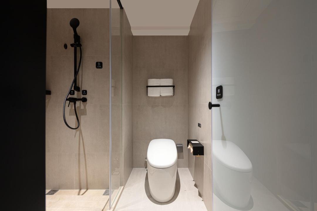 Photo of Bathroom in Yanta Qu