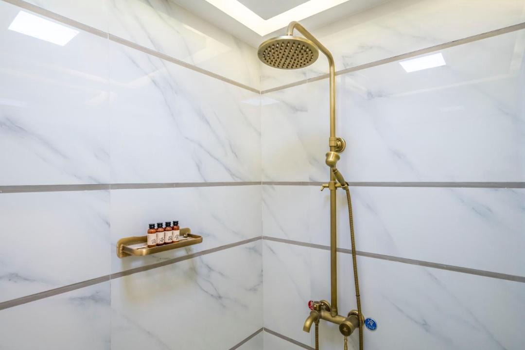 Photo of Bathroom in Dayan Old Town