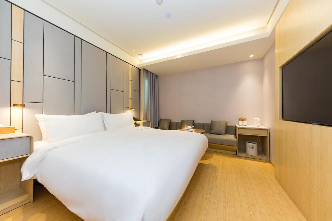 Photo of Bedroom in Huaihai Road Commercial Area