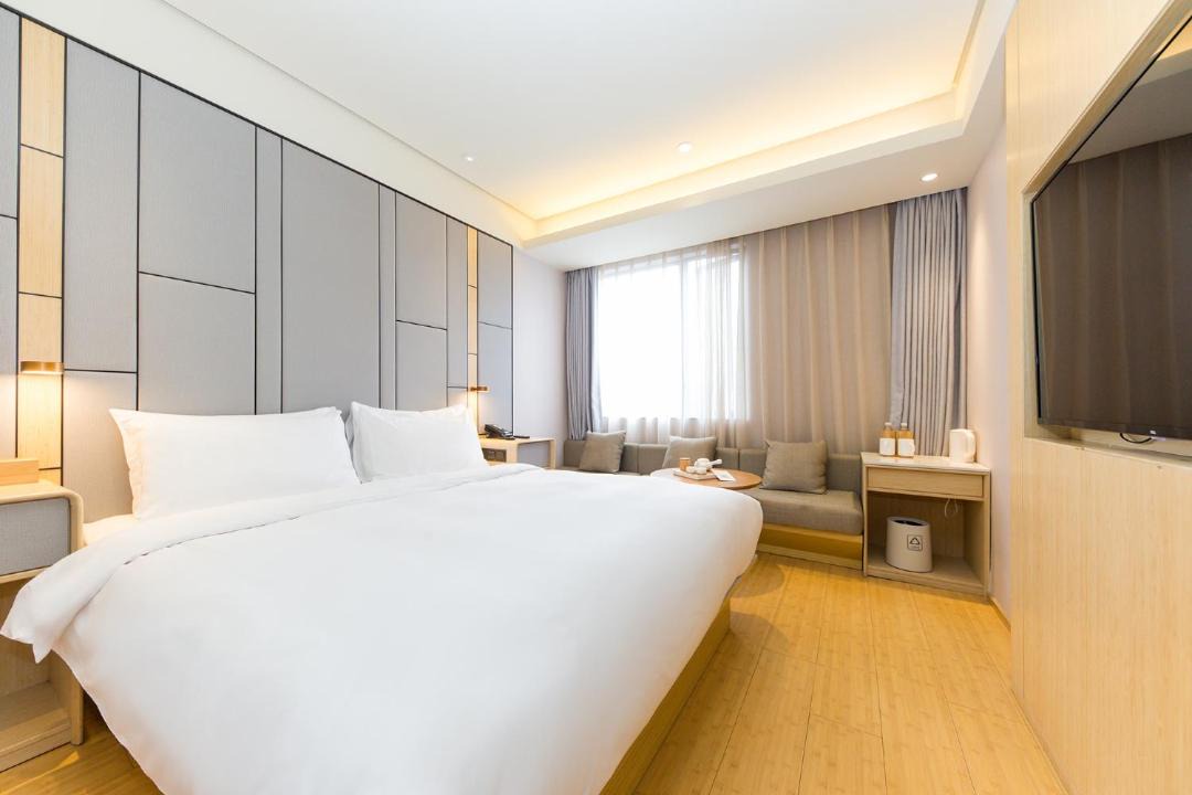 Photo of Bedroom in Huaihai Road Commercial Area