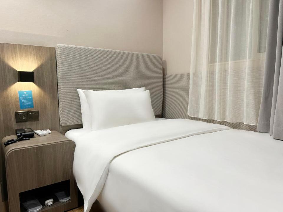Photo of Bedroom in Jing'an