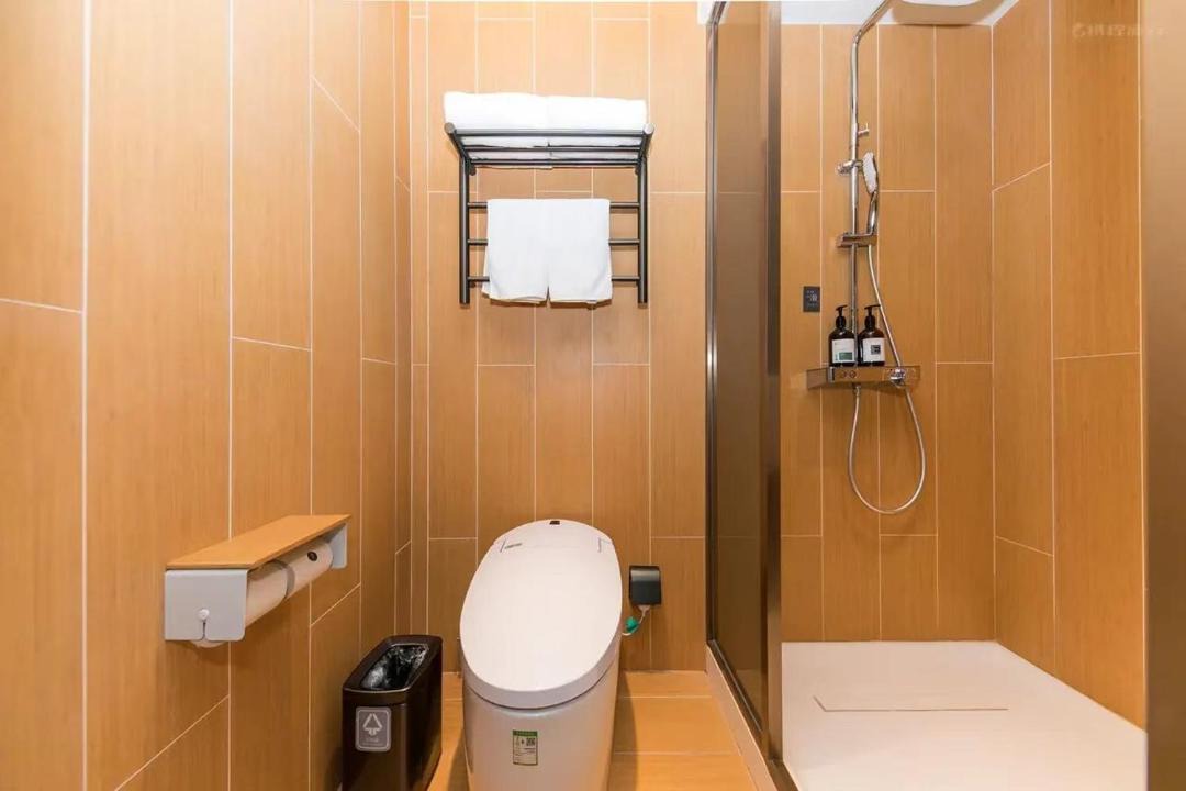 Photo of Bathroom in Jing'an