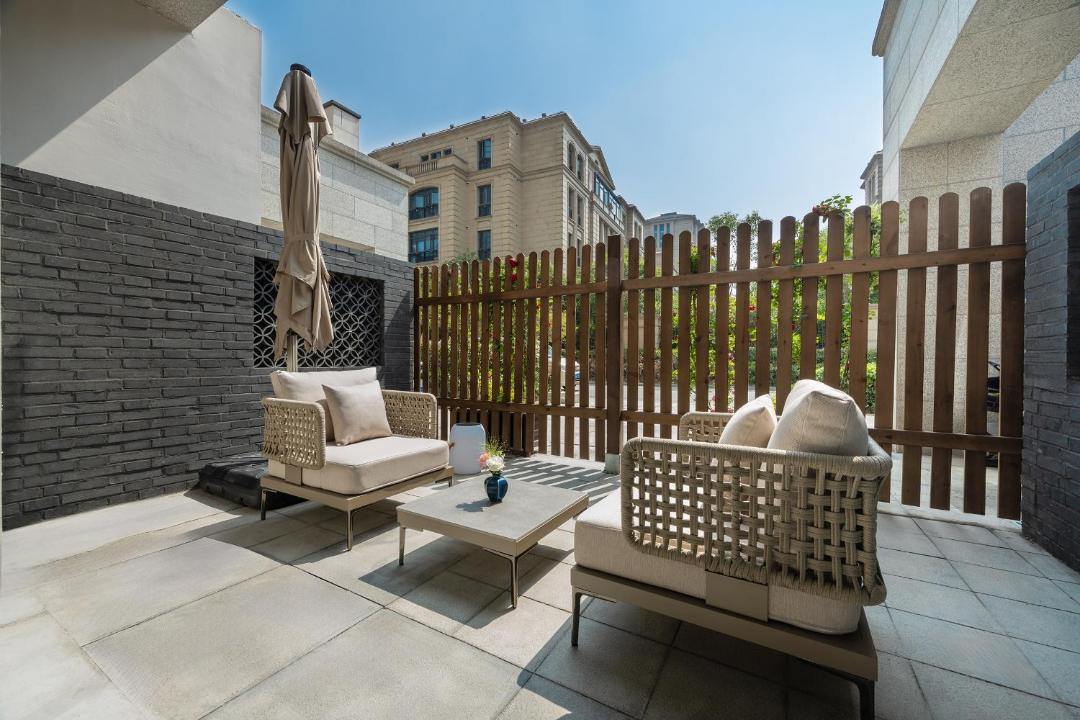 Photo of Patio Balcony in Guangling Qu