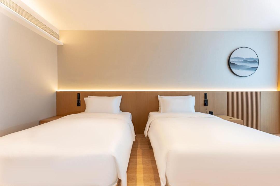 Photo of Bedroom in Tonglu County