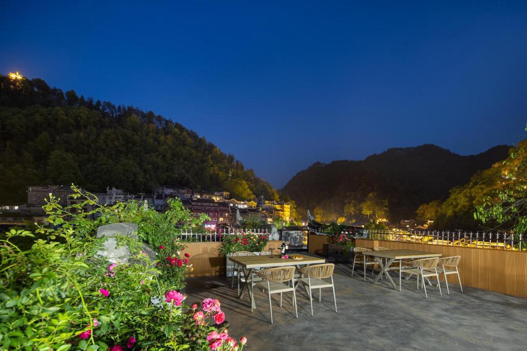 Photo of Others in Fenghuang