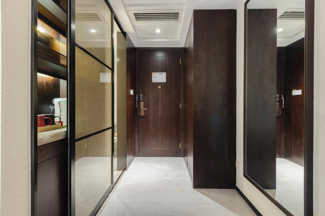 Photo of Bathroom in Chengzhong District