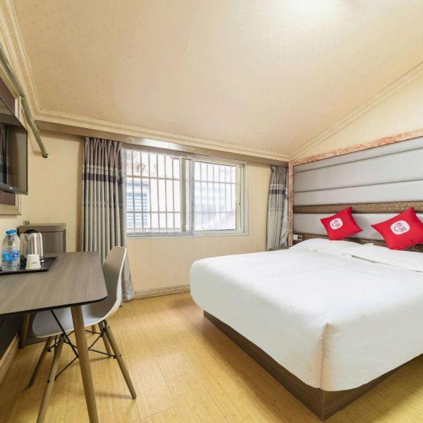 Photo of Bedroom in Downtown Shanghai