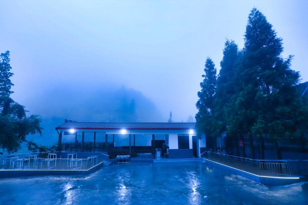 Photo of Others in Wenchuan