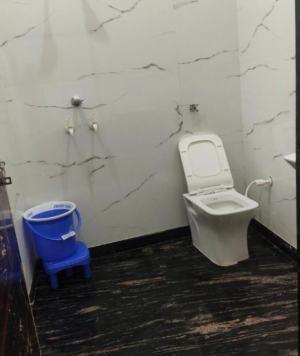 Photo of Bathroom in Govardhan