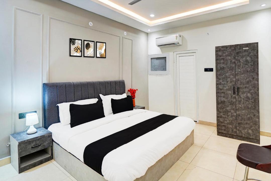 Photo of Bedroom in Lucknow
