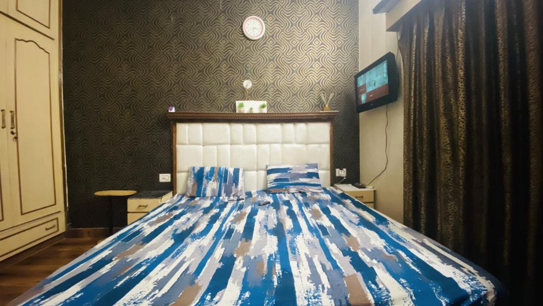 Photo of Bedroom in Agra