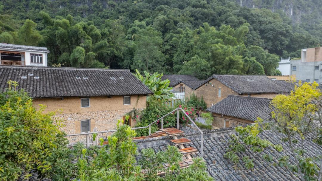 Photo of Others in Xingping Ancient Town