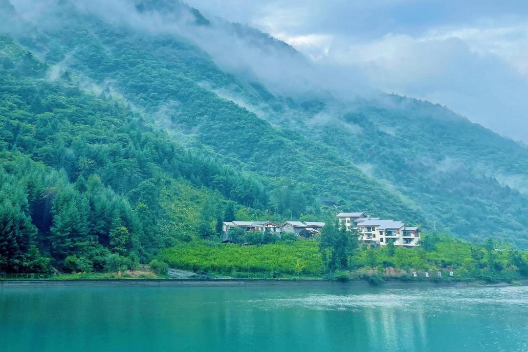 Photo of Others in Wenchuan