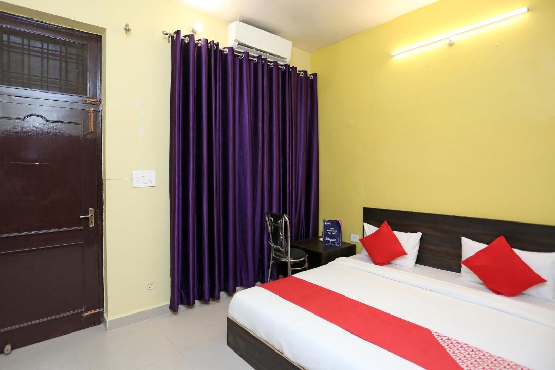Photo of Bedroom in Indira Nagar