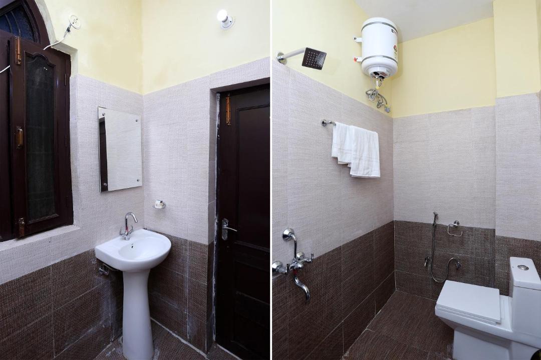 Photo of Bathroom in Indira Nagar