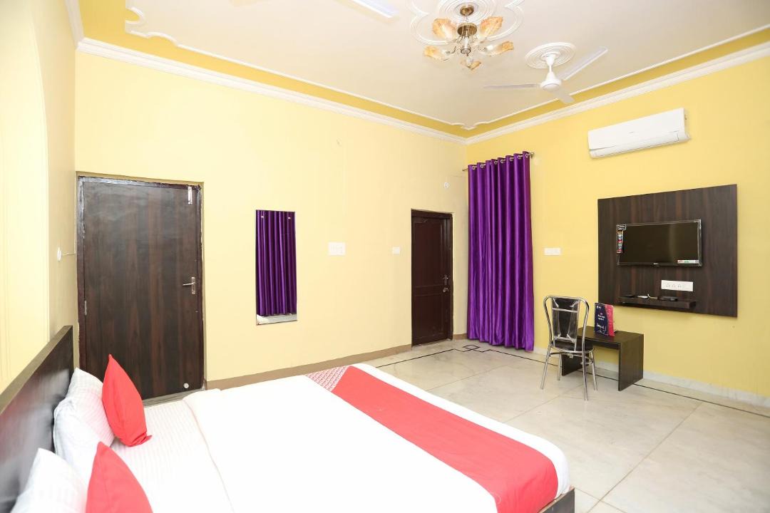 Photo of Bedroom in Indira Nagar