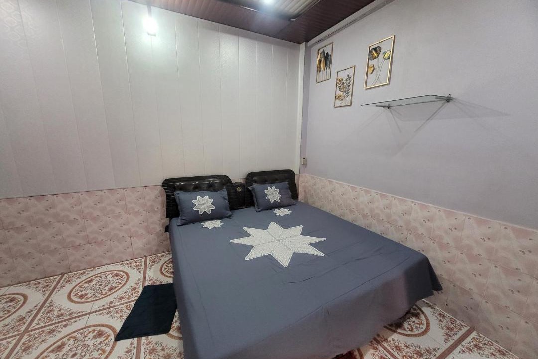 Photo of Bedroom in Vrindavan