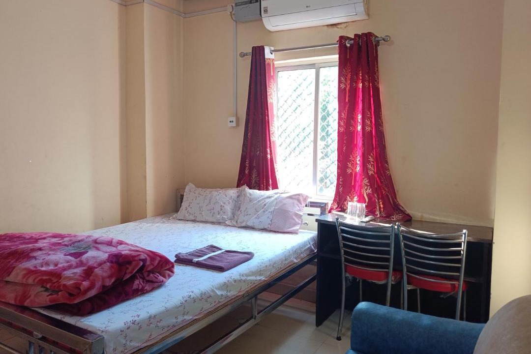 Photo of Bedroom in Sualkuchi