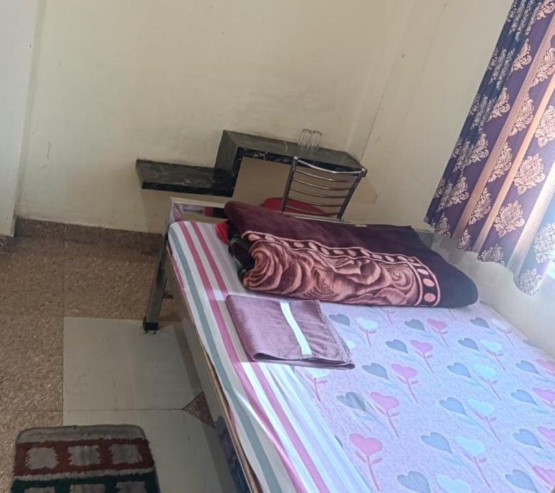 Photo of Bedroom in Sualkuchi