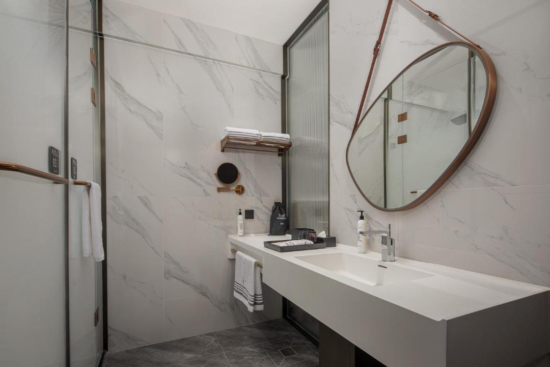 Photo of Bathroom in Alar