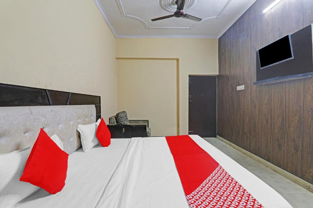 Photo of Bedroom in Indira Nagar
