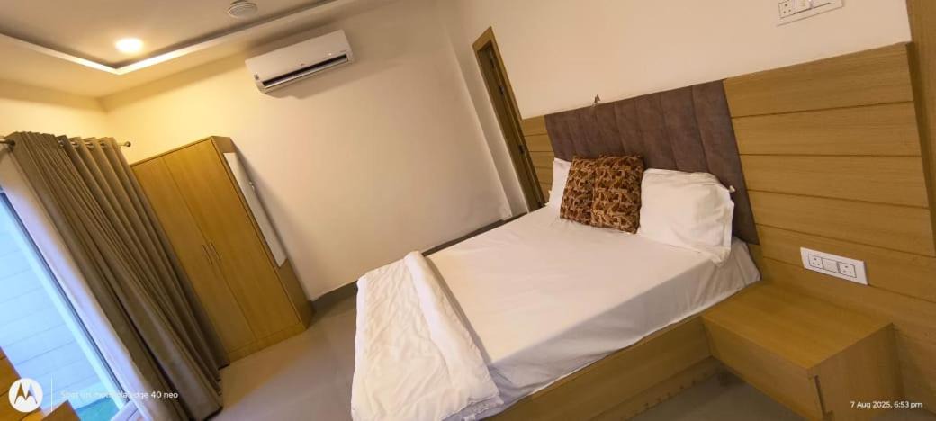 Photo of Bedroom in Govardhan