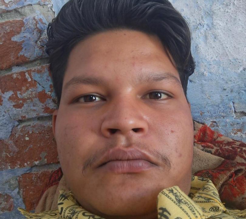 Photo of Human In Picture in Misrikh