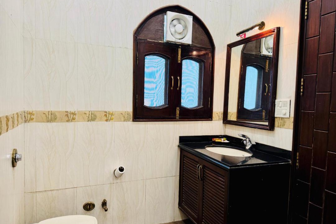 Photo of Bathroom in Hasanpur
