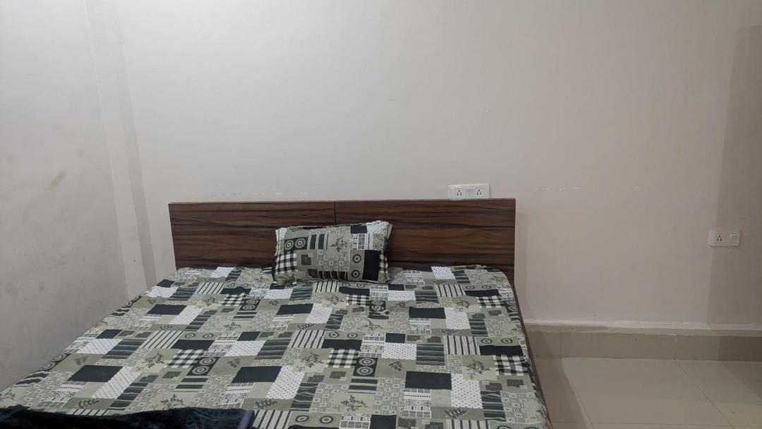 Photo of Bedroom in Malihabad