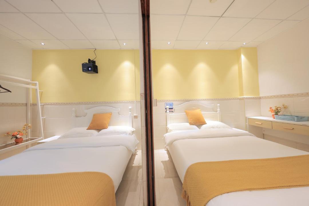 Photo of Others in Huli