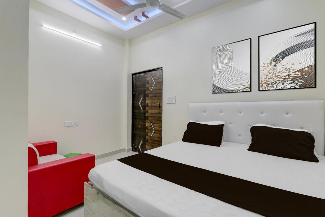 Photo of Bedroom in Malihabad