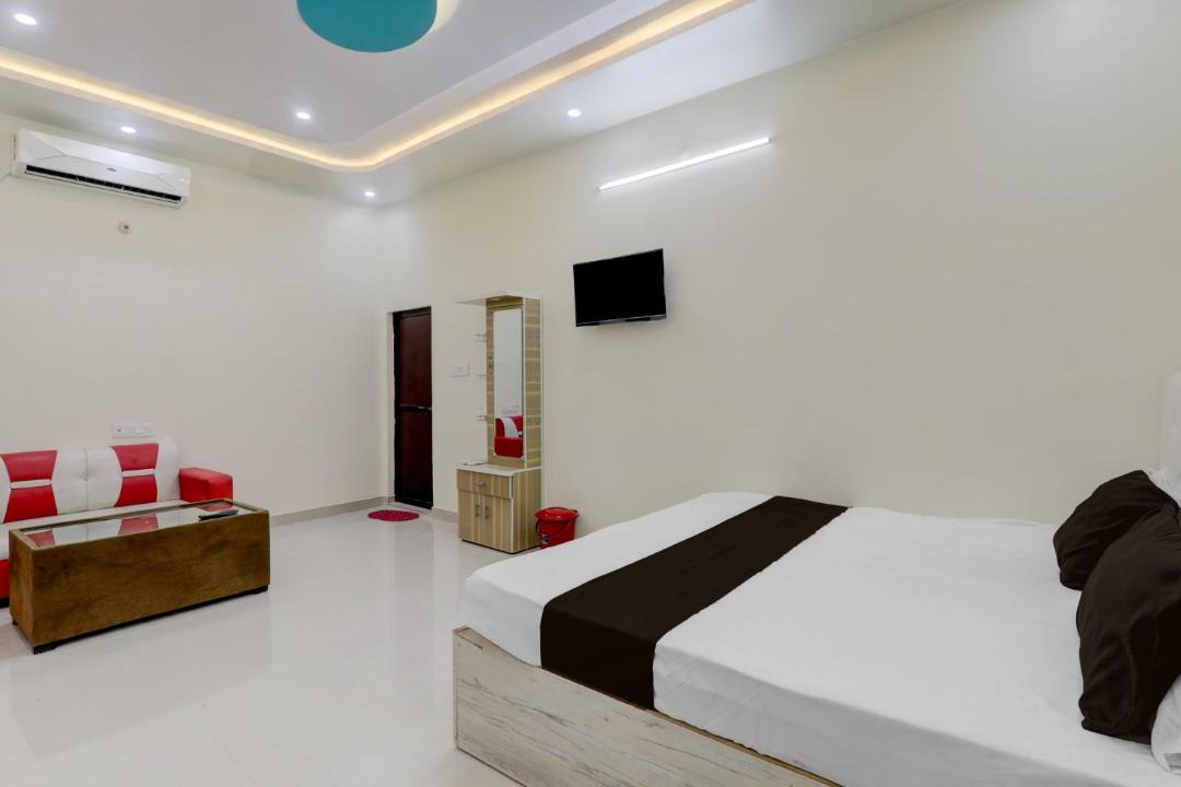 Photo of Bedroom in Malihabad