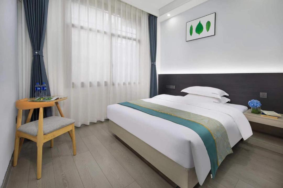 Photo of Bedroom in Fenghuang