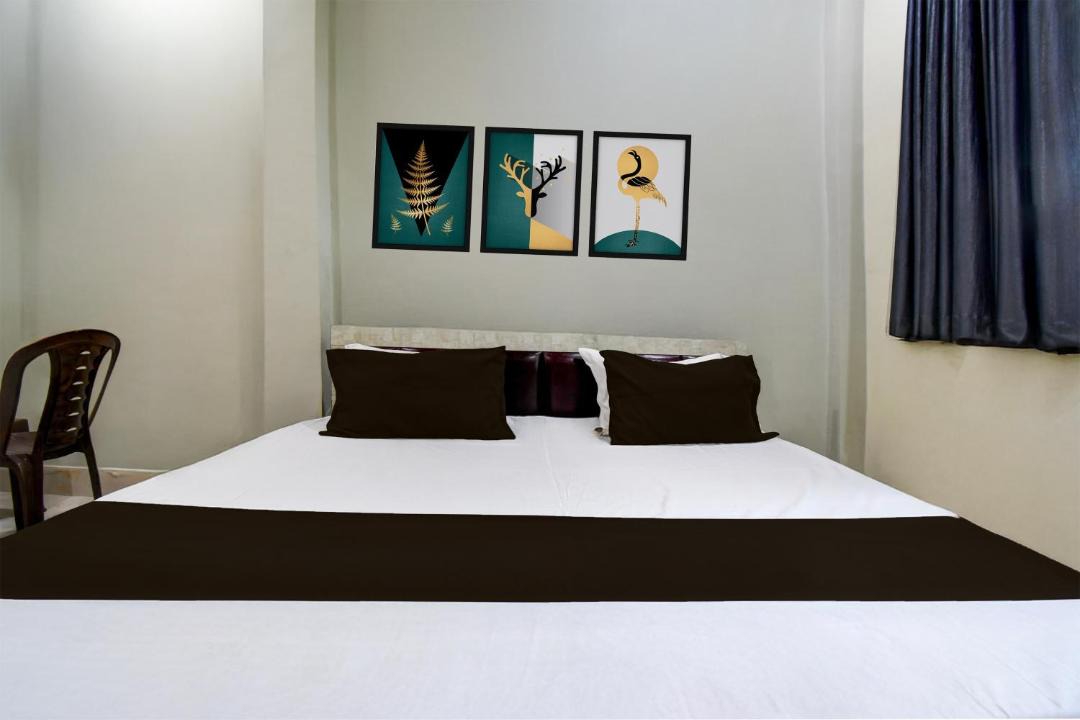 Photo of Bedroom in Malihabad