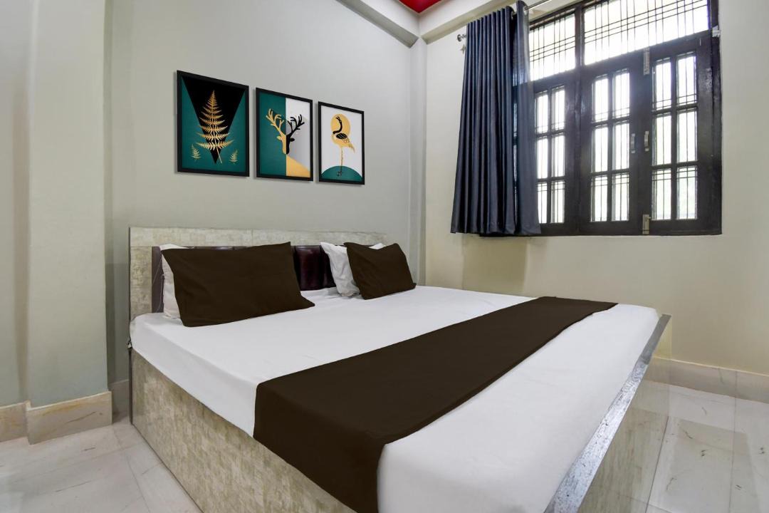 Photo of Bedroom in Malihabad