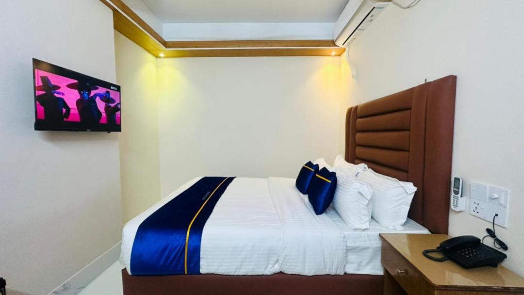 Photo of Bedroom in Mirpur