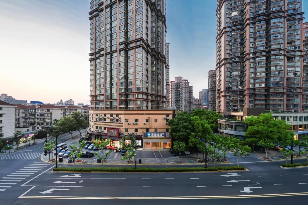Photo of Buildings in Putuo