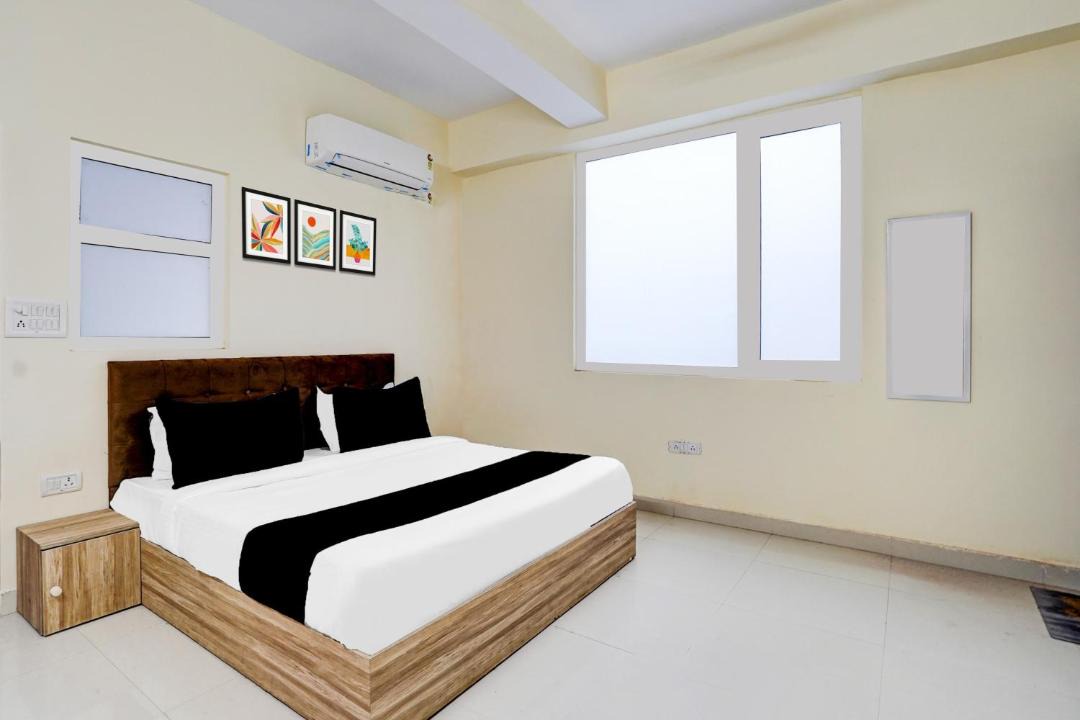 Photo of Bedroom in Sector 27