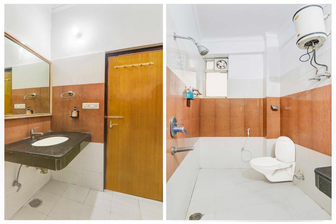 Photo of Bathroom in Charbagh